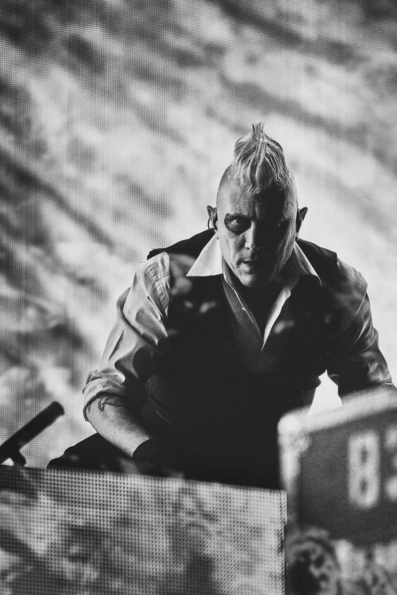 ToolPusciferAPC's tweet image. @Tool @TheGarden @AdamJones_tv @mjkeenan @lobalorning #DannyCarey #ToolTour 📸TheTinFoilBiter @Revolvermag