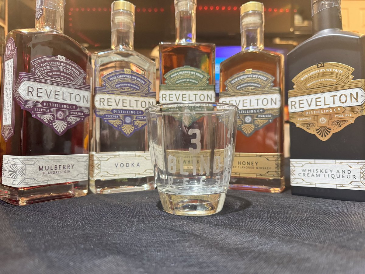 Tracking The Storm tweet media