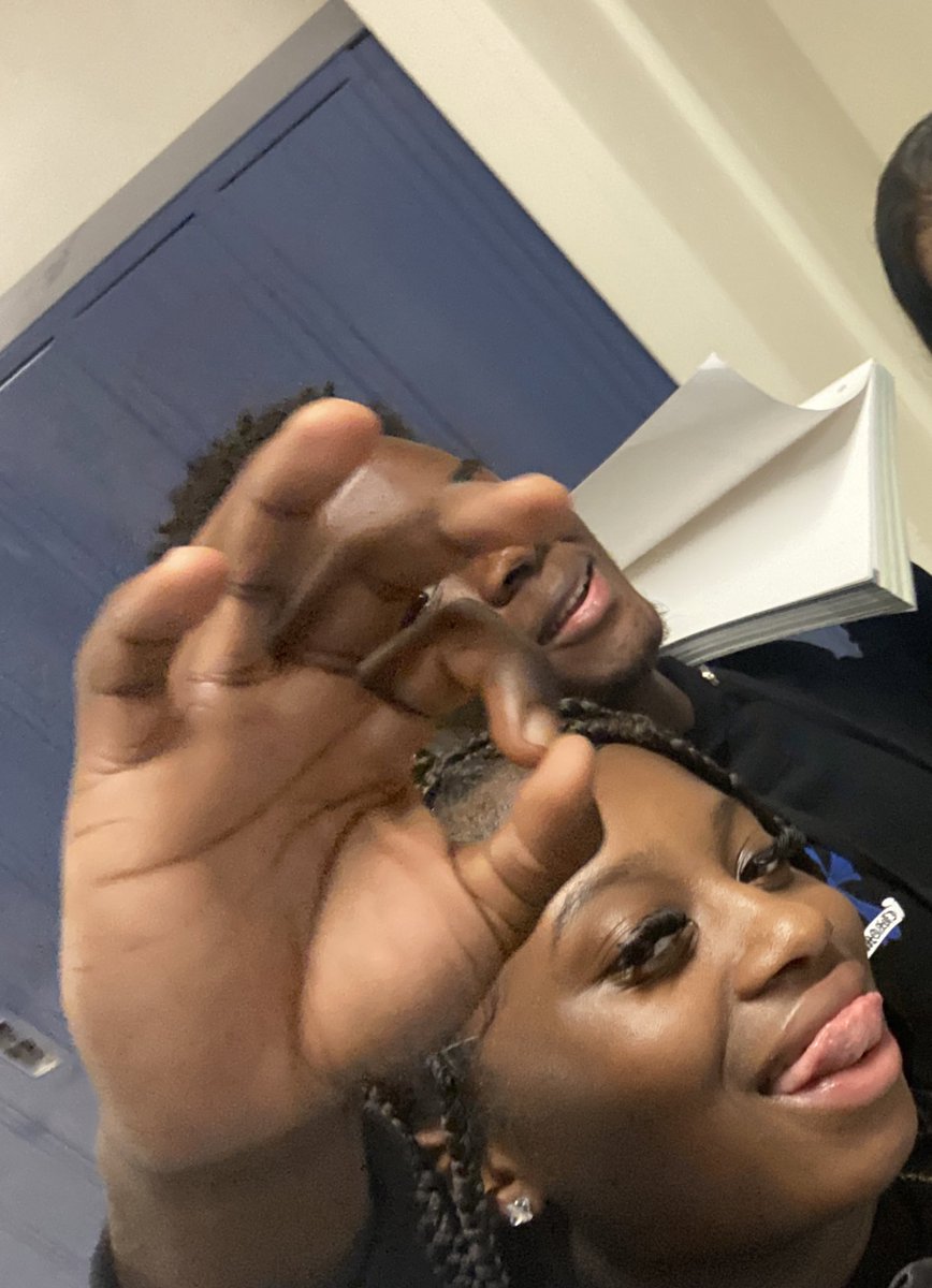 Kloeuncutt's tweet image. Twin, I really don’t think I would ever be able to process this. 💔You brought so much life into this world, God really got us with the one. Our friendship was so pure you always looked out! So glad God put you in my life. forever repping your name🤞🏽
#LLSWIPE❤️ Stevo’s world🕊️