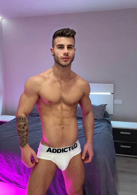 @addicted_offic 10% off with the code - ITSALLENKING 
?? https://t.co/o9mGiP5XwE https://t.co/7C2xdY