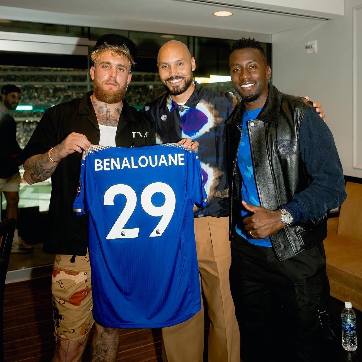 Yohan Benalouane meeting Jake Paul and making him hold a Leicester shirt with Matuidi was not on my 2024 bingo list I must say.