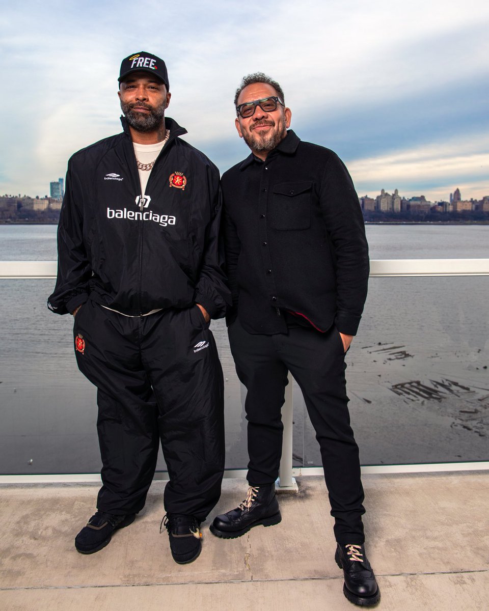 ElliottWilson's tweet photo. Thank you for the invite, Mouse. Salute @joebudden 🏆 ⁦@JoeBuddenPod⁩ https://t.co/x8VJNtIoIK