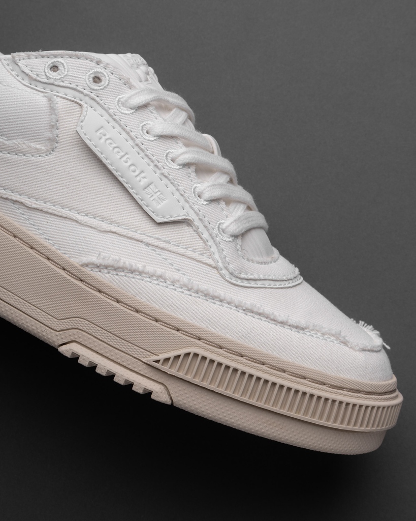 titoloshop's tweet photo. Reebok Club C LTD out now at Titolo⁠
⁠
style code: ⁠
RMIA04DC99FAB0010100⁠
RMIA04DC99LEA0050100⁠
RMIA04DC99LEA0080100⁠
⁠
Link in Bio!⁠
⁠
#reebok #clubc https://t.co/DLbw1qTzLO