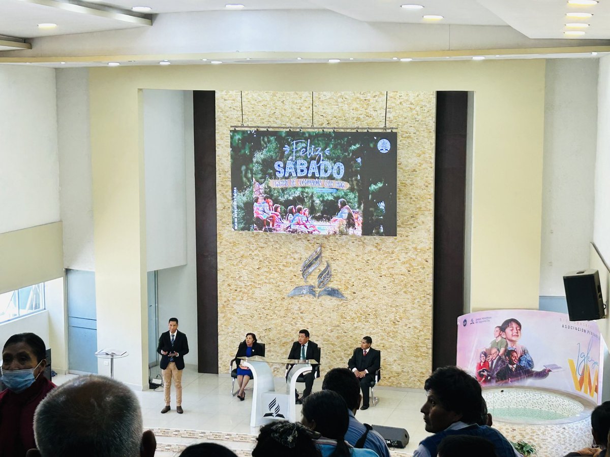 Pr. Larico en la iglesia existen dos clases de personas:
1. Aquellas que están mal y persisten en seguir andando mal. 
2. Aquellas que conocen sus debilidades y vienen a pediendo cada día que Dios transforme su corazón.