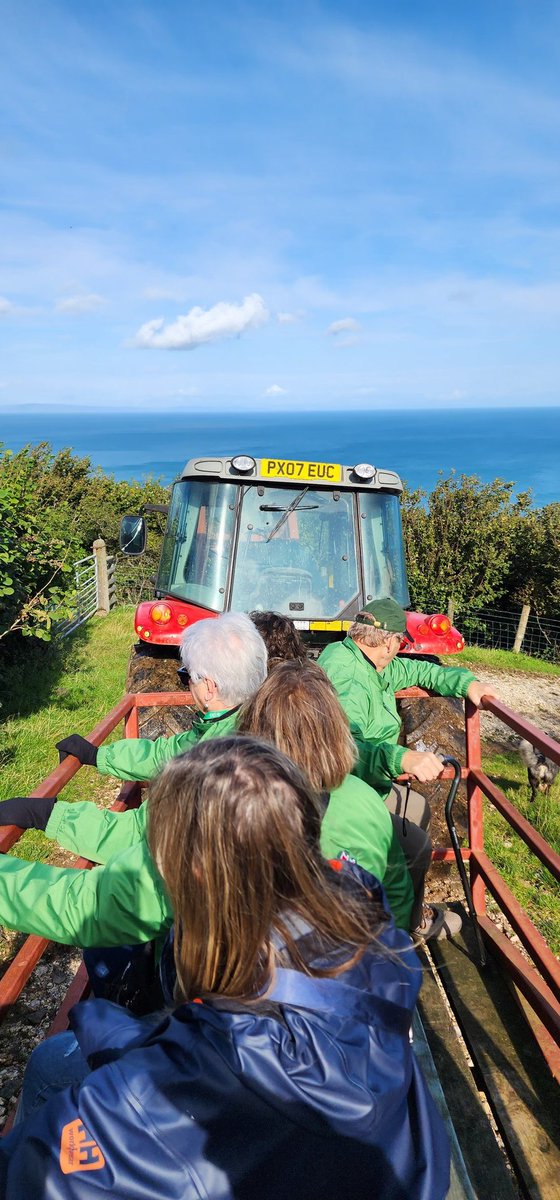 farmsteadgal's tweet photo. Farmstead Travel excited to announce the launch of  our 3rd Farms &amp; Charms Tour of Ireland August 24 AND a day at the #tullamorelivestockshow ! We LOVE Ireland! https://t.co/2LqkHwiC1T