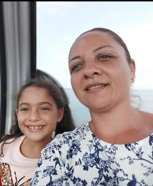 Nerdesin annem nerdesin 😭odanda keçeli kalemlerin dizdiğin gibi duruyor. Yenilerini de almıştın son konuşmamızda sevinçle gösterdin. Çok aradım yığınları annem ama bulamadım 😭
Pislikler hesap verecek, mücadeleye devam. 
#isiasemsaldavaolacak 
#isiasortakdavamız