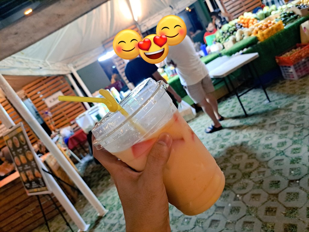 morefunbgc's tweet photo. Humabol sa ✅️ at sa pa disc0unt ni manang sa timba🧋after mag @27shawspa w/ thera Finn. Pag upo ko, na amoy agad ni.. ang mabangong sabon galing 🚿, syempre dapat fr3sh ligo. Nice to meet rin sa mga bagong nakilala dito. Ingats kayong lahat sa pag uwi.😉👋 https://t.co/TKdGcUYzo6