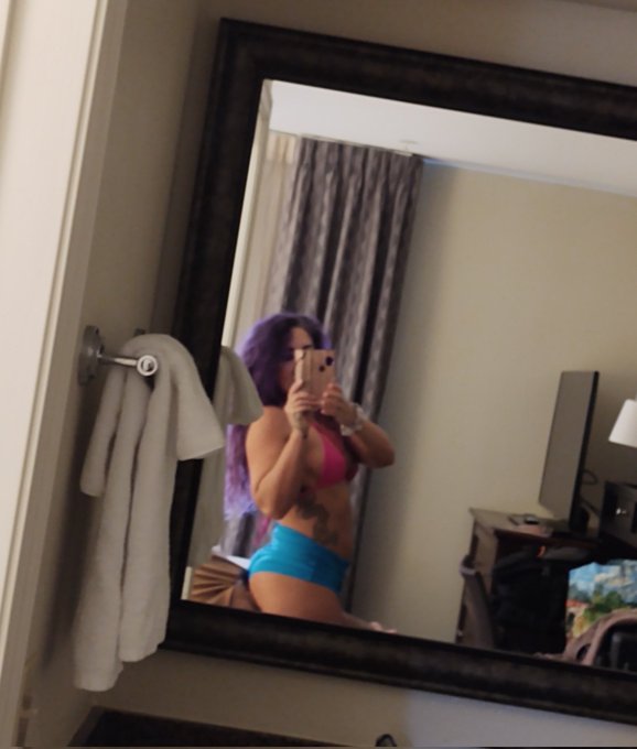 Booty like shelf on his face 😈 https://t.co/rW7AZCECez<a href="/tag/crush"class="tags"><span>#crush</span></a><a href="/tag/giantess"class="tags"><span>#giantess</span></a><a href="/tag/vore"class="tags"><span>#vore</span></a><a href="/tag/cuck"class="tags"><span>#cuck</span></a>