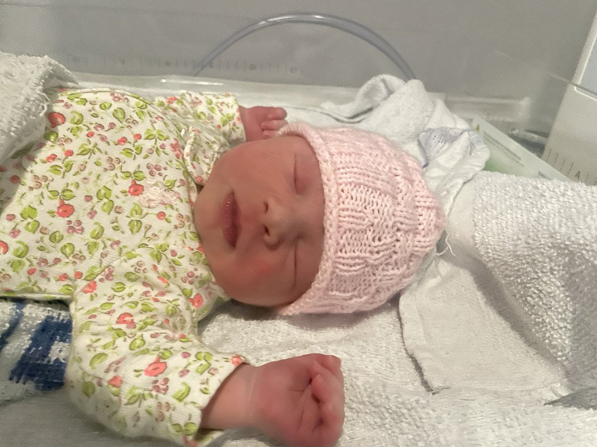 M_Brake11's tweet photo. Out of office on for a few months: introducing Cerys, who is with us a little earlier than expected but doing really well. 
We are all besotted, and Elin is already the best big sister. 💖💖💖 https://t.co/0uzCpW16VC