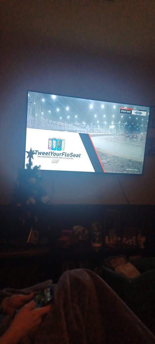 NealMartin8's tweet photo. @FloRacing @cbnationals @connerwade66 @chrisamoore19 @BrianDallasWard
From shoot out to chili bowl. Not missing a lap with flo... 
Member of the Brian Ward fan club... https://t.co/cw3SKIwYyZ