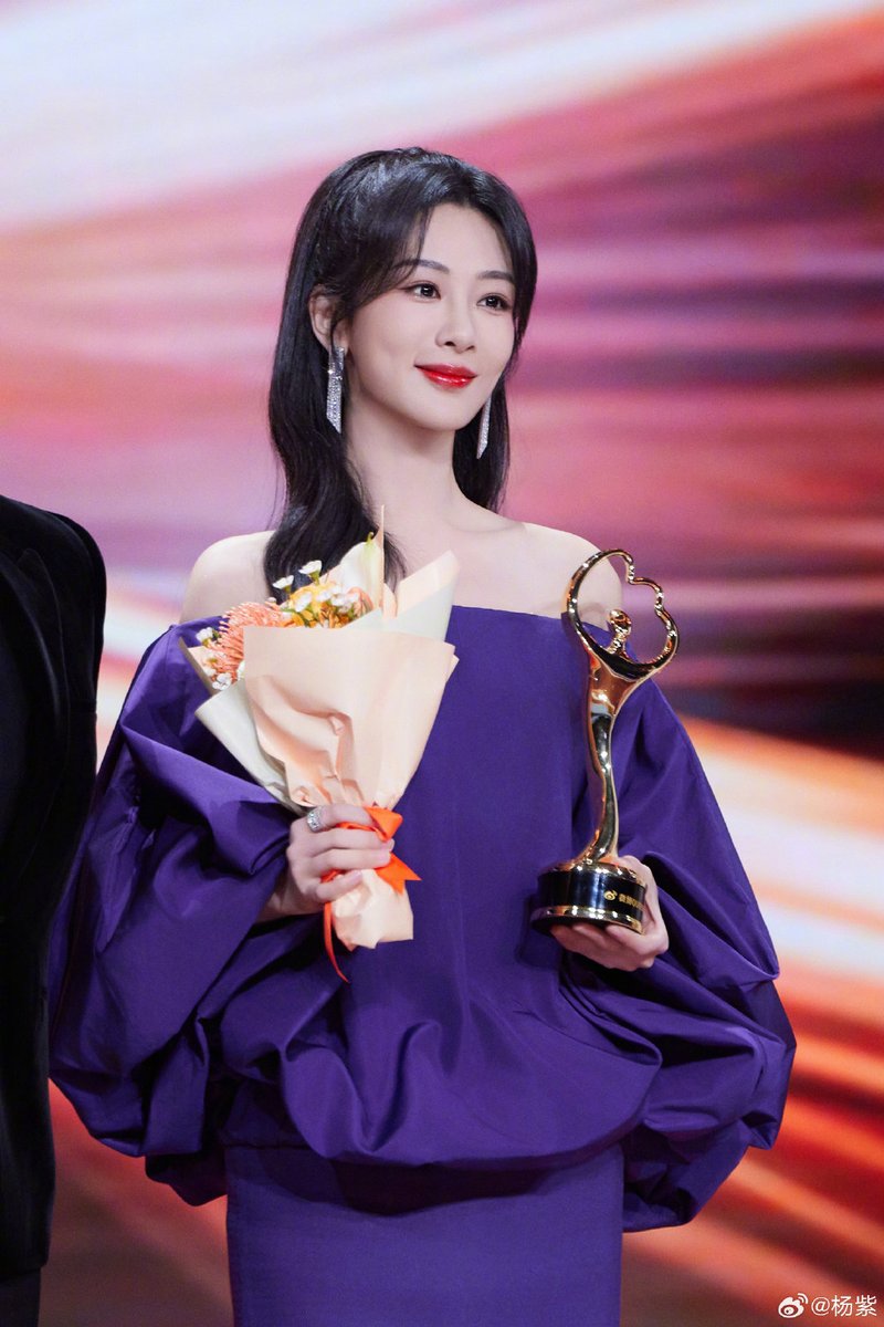 YangZi ~หยางจื่อ 杨紫~💜 tweet media
