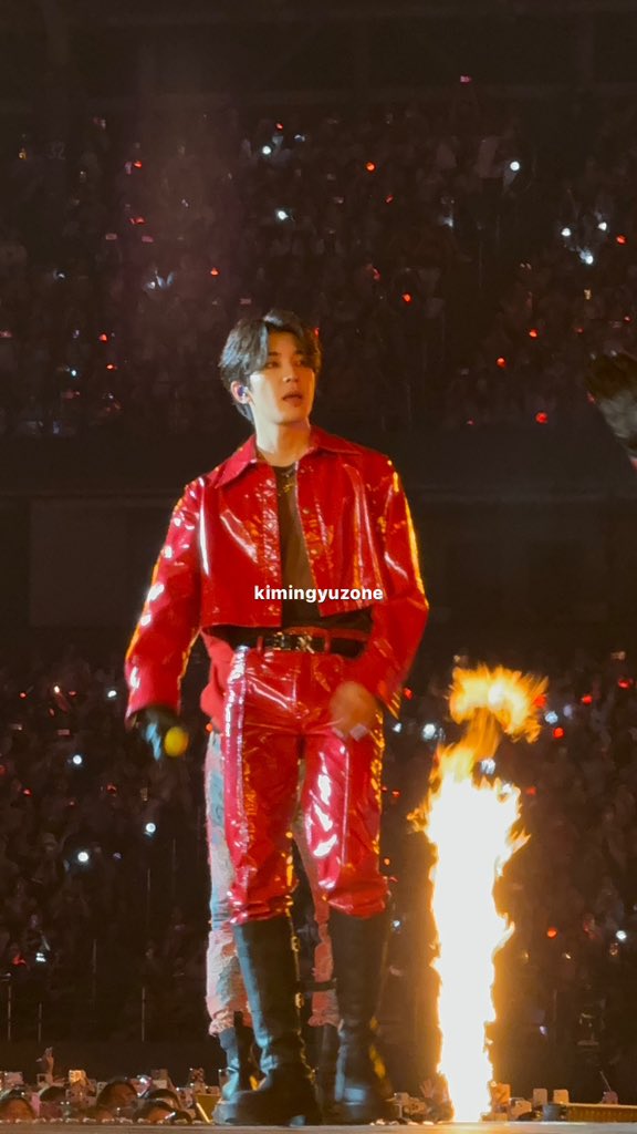 polcazone's tweet photo. you've got the fire, jeon wonwoo!!! 🔥🔥🔥 https://t.co/qoND3Groie