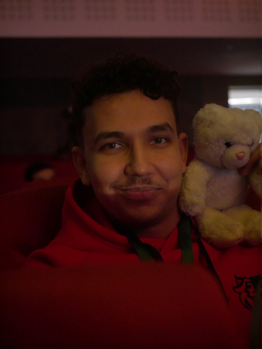 Ladies and gentlemen we have a special guest with us ❤️🐻