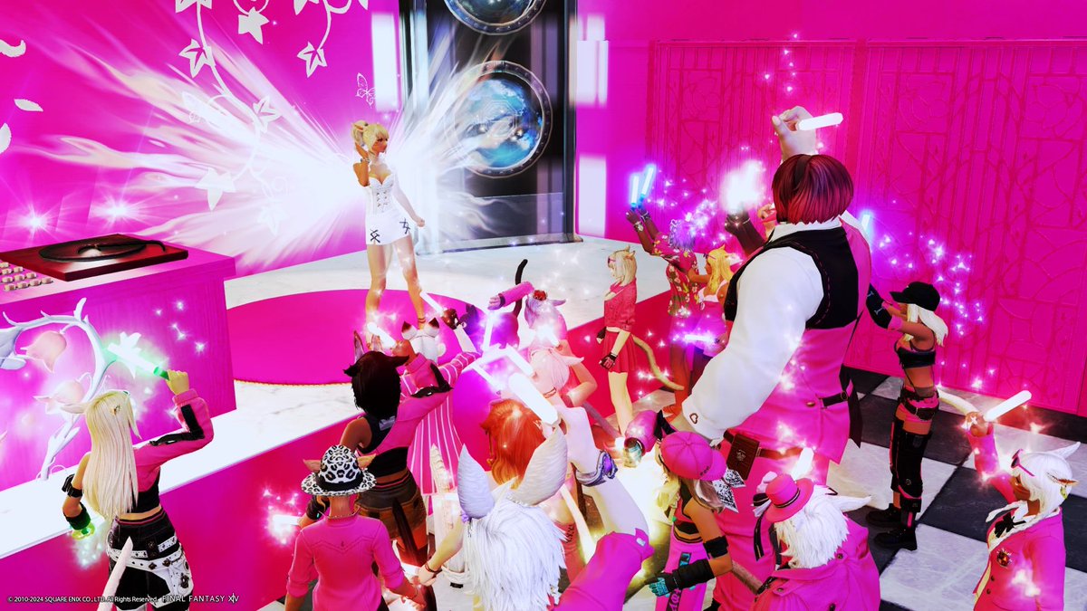ixion_np's tweet photo. りえたの生誕祭行ってきた🎂🥂
完全にアーティスト感あった〜😆✨
みんなに愛されててすごすぎる☺︎
ハピバー！🤍
 #りえ爆誕2024 https://t.co/5qPhTk3VvE