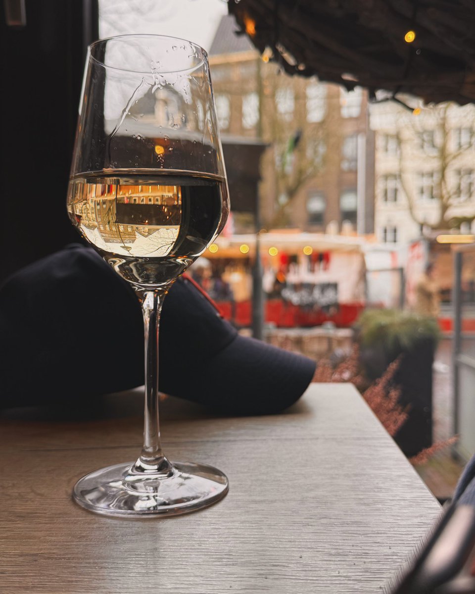 Het was weer de zaterdagse tijd voor een drankje, natuurlijk bij Raffaele’s foodbar in #Deventer