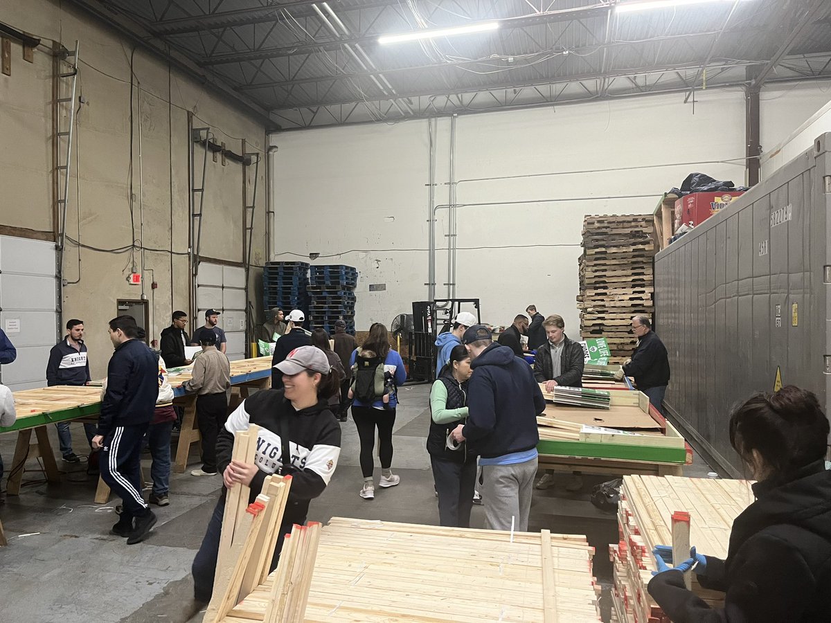 dckofc's tweet photo. Today, DC Knights and families are working together to prepare thousands of iconic @KofC signs for next Friday’s nat’l @March_for_Life in our Nation’s Capital. #knightsinaction https://t.co/NguRs3s7sA