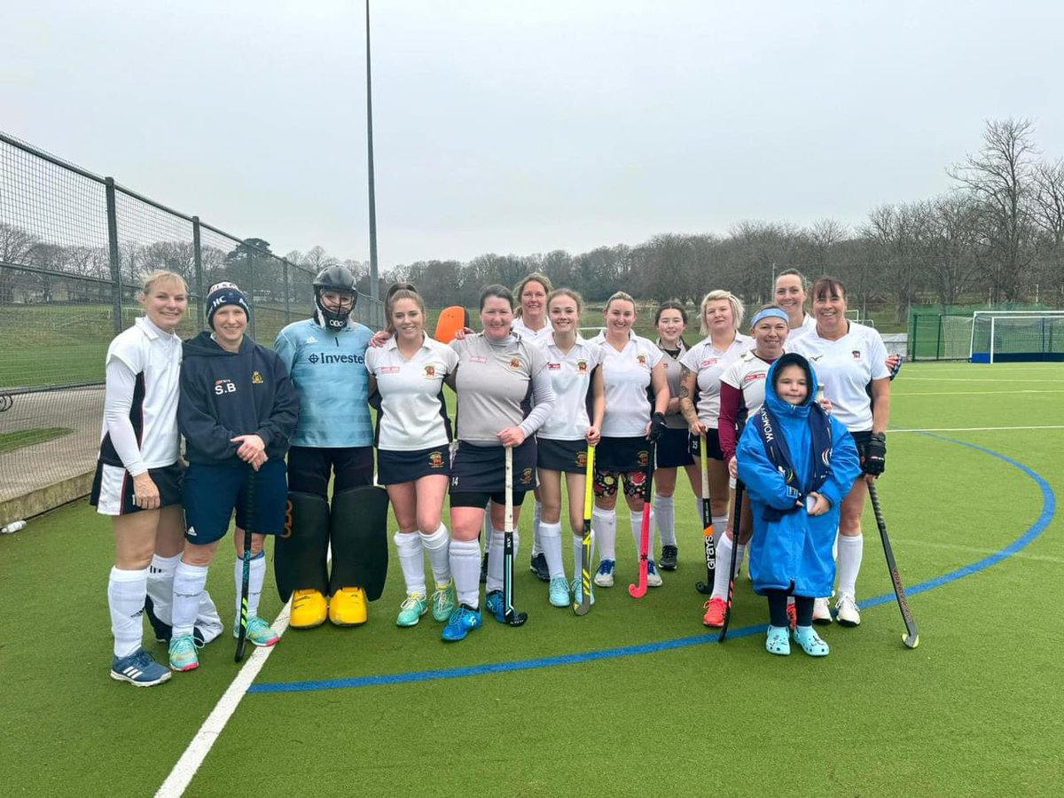 carley0481's tweet photo. What a Team, another win but this match was a hard one. Southampton came at us hard, we matched the skill and ability to secure a nice little 2-1 win. 🥅 number 17 for me and 49 for this Team, we want more and will get more! 

#andoverladies2s
#Goalnumber17forme🫶🏻 https://t.co/4KVlMxg9I4