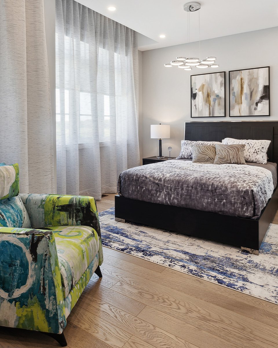 MartinDanielTO's tweet photo. Transform your bedroom into a dreamy sanctuary where comfort meets style! 🌙✨ Discover the magic of interior decorating, as we help you curate the perfect space for endless nights of blissful sleep! #homeinteriordecorating #torontofurniture #homedecor https://t.co/OgO9Bm58y0