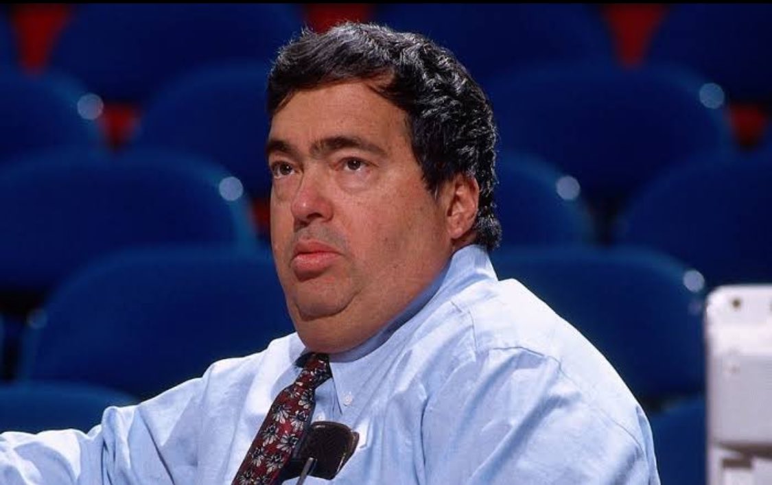 bkdefend's tweet image. The booing of Jerry Krause last night was so wrong. You may not have liked Jerry for your own misguided reasons. To be that disrespectful to his widow and family is unimaginable.  Jerry was a key piece in building the Bulls dynasty and deserves his due.