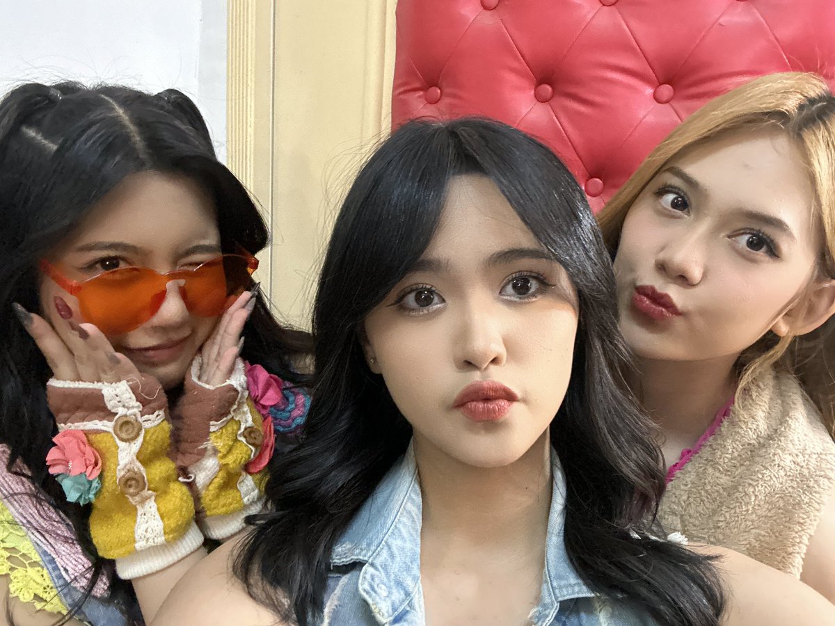 AdelRevaaa's tweet photo. 😭😭😭 https://t.co/K5Lxt5m8o0