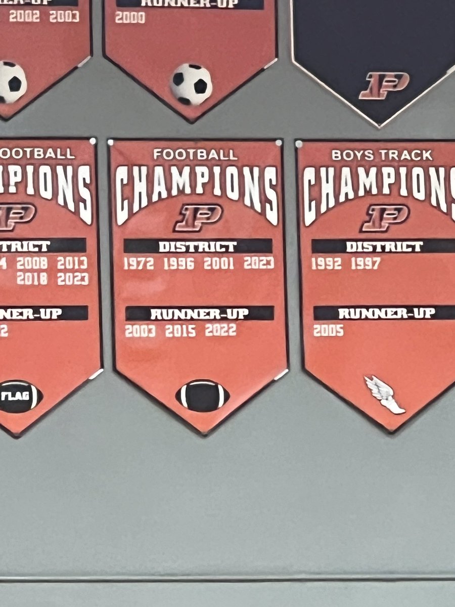 Proud of what we were able to accomplish in year 1. Now we have to continue to raise the standard!Thank you staff, players, and administrators for all the hard work and support. Ended a 22 year drought <a href="/Bengal_Sports_/">Bengal Broadcast Network</a> <a href="/Piper_Athletics/">Piper High School Athletic Department</a> <a href="/piperprincipal/">Principal Hautigan</a> <a href="/burleyjj/">Coach Jerald Burley</a> <a href="/CrusaderCoach31/">George LePorte</a>