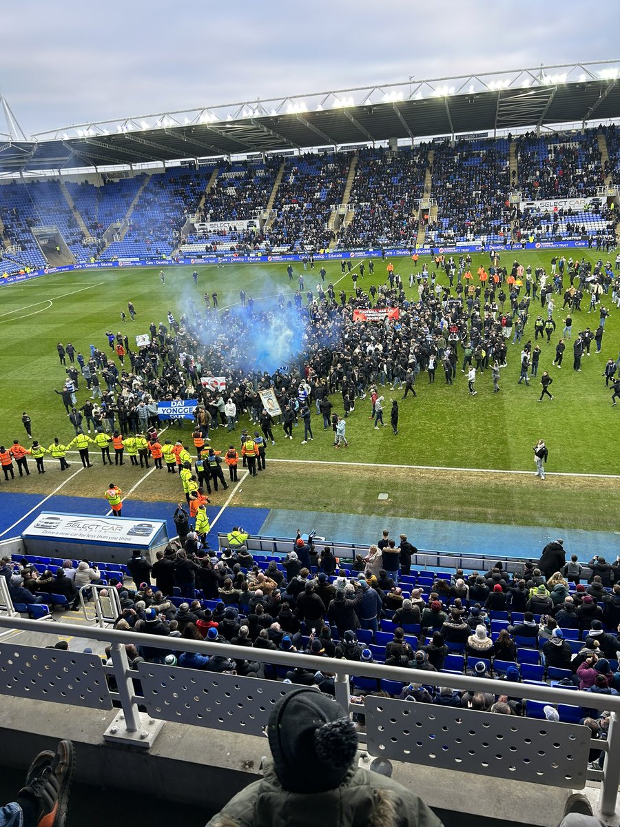 GeorgeHuston5's tweet photo. Fair fucking play🤝 #readingfc https://t.co/zyzWic50Yb