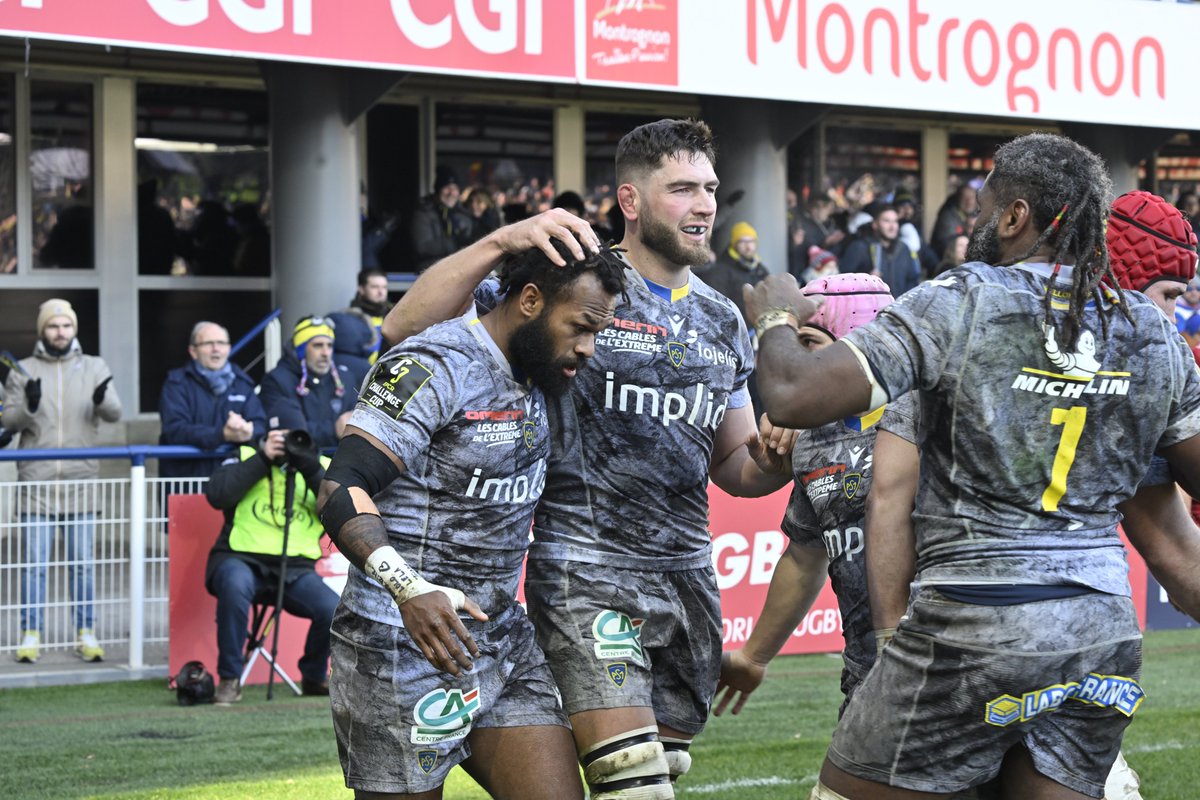 LaMontagne_TDS's tweet photo. #Rugby / #ChallengeCup : les doublés de Raka et Belleau, la blessure d'Hériteau... Ce qu'il faut retenir de la victoire bonifiée de l'ASM face aux Scarlets
#ASMvSCA
▶️https://t.co/c3Gt5xep98 https://t.co/3mclRZFwfl