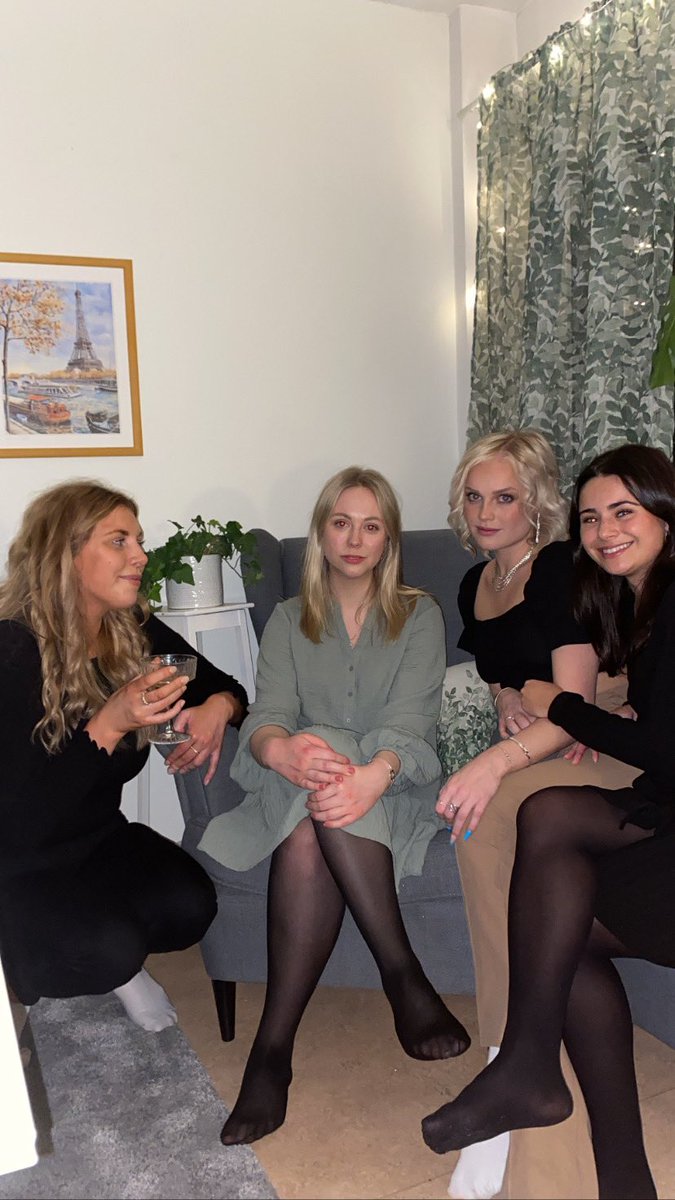 Jobannas's tweet photo. Den här tjejan som aldrig tackat nej till en spontankväll ska nu vara någons mamma?? https://t.co/FKVlDW7Cy7
