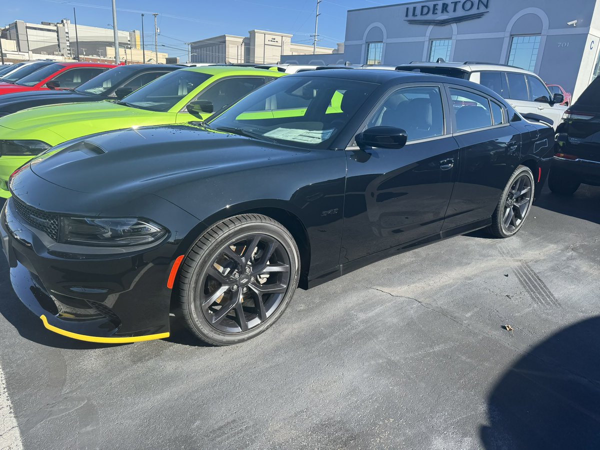 MrOherbin's tweet photo. Invoice pricing on all scats and rts 3364569749 till 1/15/2024 close of day 7 pm while they last orlando https://t.co/Iy0llM80AQ see me for your deal https://t.co/Tm2NCK5xZo