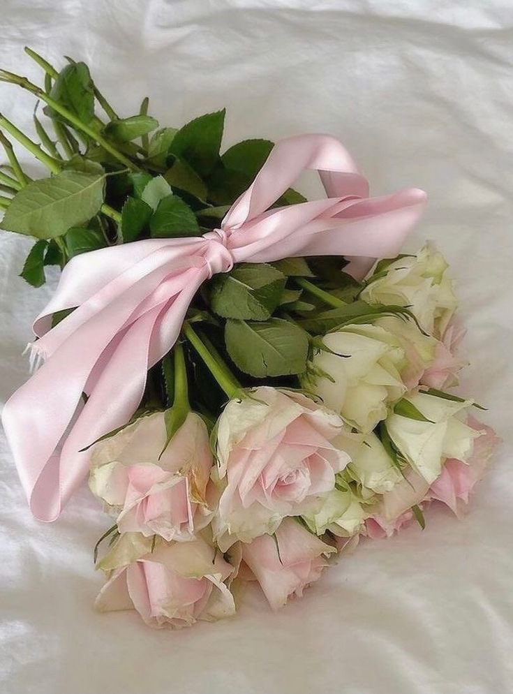 Lvspink0's tweet photo. 𝒻𝓁𝑜𝓌𝑒𝓇𝓈 https://t.co/W1w8uY2ONR
