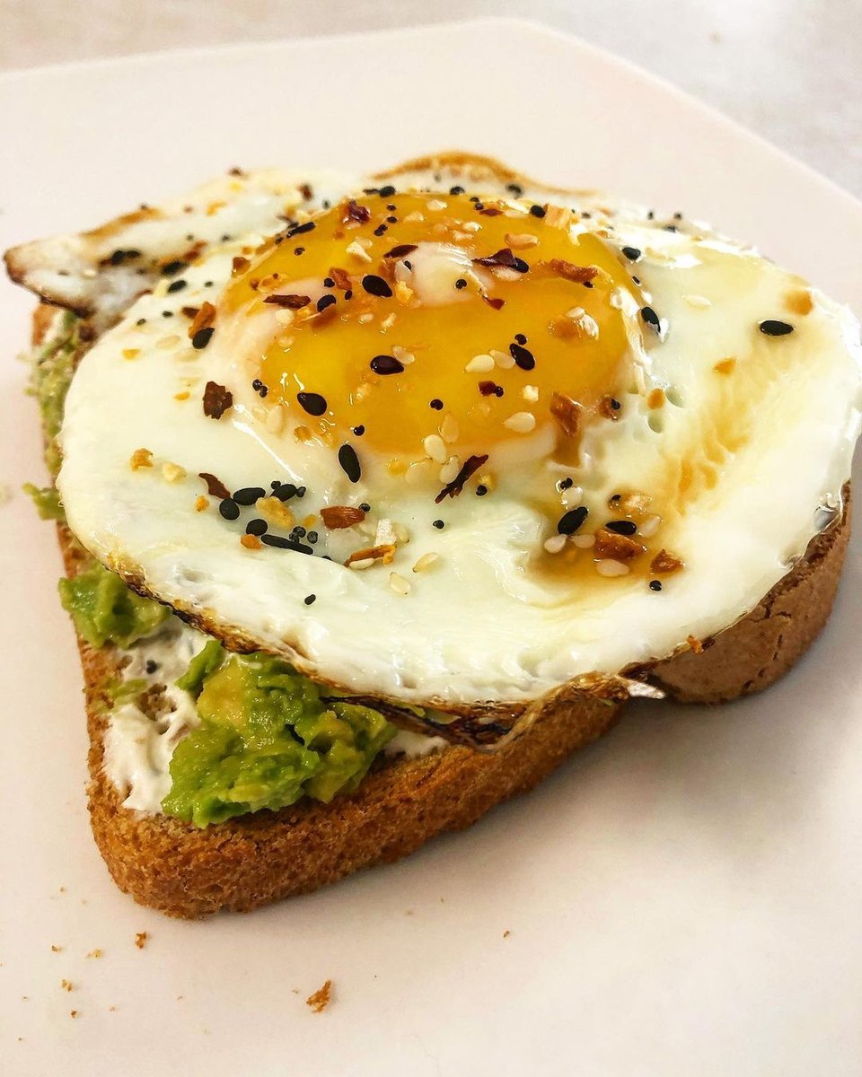 #Breakfast is served! 🥑🍞 Thanks for starting your day with us, Erica 😋 Be sure to tag us in your #foodiephotos for a chance to be featured on our page. 
📷: ericacynthia on IG