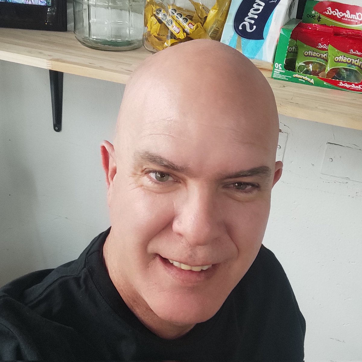 LEOURR's tweet photo. #NuevaFotoDePerfil https://t.co/WEhcQaOGfR