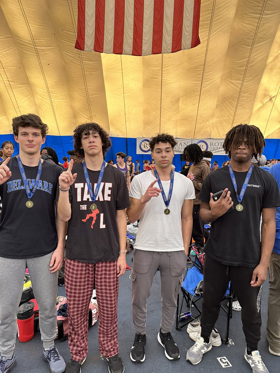 OHSwintertrack's tweet photo. NJ Group 2 State Champion Shuttle Hurdle Team!
Clayton Husta Kelvin Urena Armando. Velazquez Asmar Gibbs https://t.co/Zh11TQTphJ