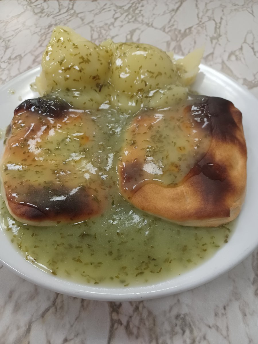 Lovely bit of pie mash and afters Eastenders.

<a href="/pienmashporn/">Pie N Mash Porn👨🏼‍🍳</a> 

#piemashcrawl
#piemashstrongstyle