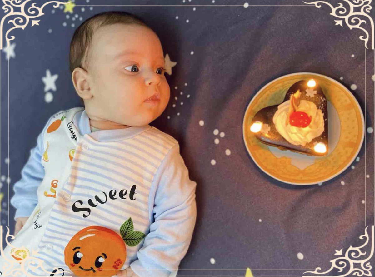 Happy three months to my tiny best friend!🎂🎈🎉💙