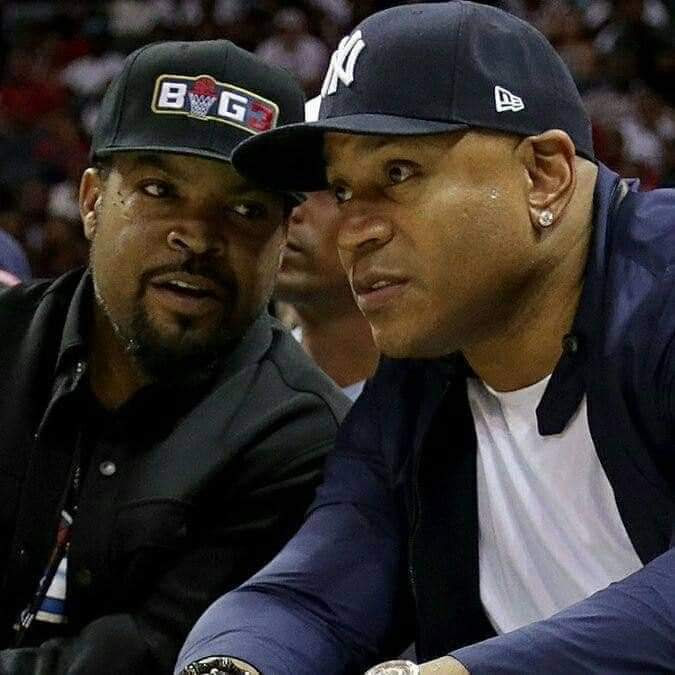 Slackonbothsydz's tweet photo. "Admit it... Nobody ever called you no damn Big Elly" https://t.co/mAArr9OkAh