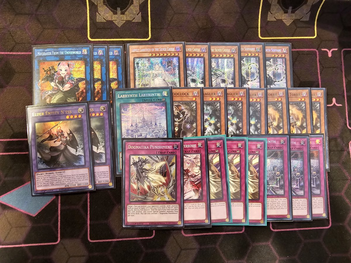 Hey all. Here's one of the partial cores I have. I'd rather give it away as I'm not playing the deck. RT and follow to enter 😊 winner announced in three days and us only!