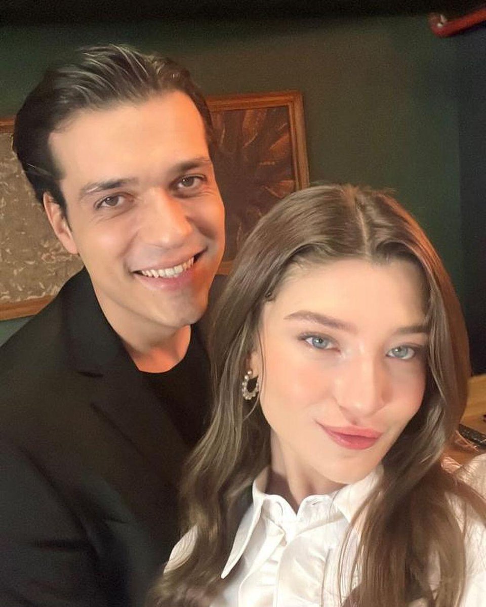 fatma7_777's tweet photo. @TelevizyonGaze Dirk #humkar deriz https://t.co/iiF2OnKlng