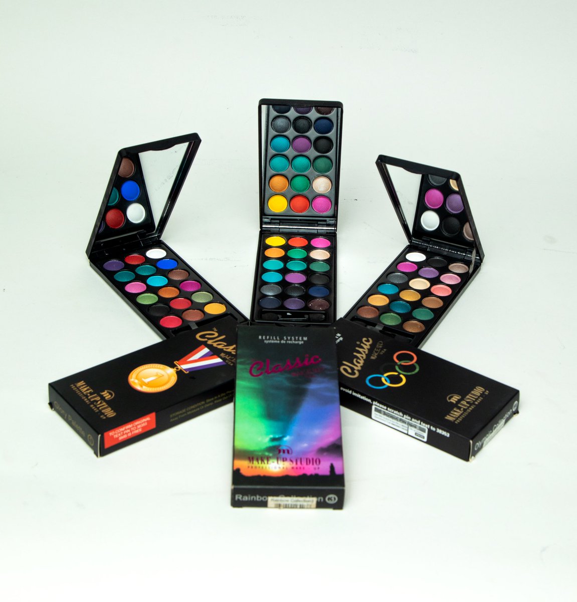 ClassicMakeup's tweet photo. Unleash your creativity🥰🥰🥰
with 
Classic Baked 
Eyeshadow palette 🎨
36 -Pan

Classic 18 shades Mini- Palette Eyeshadow Pans with 3 stunning types to choose from. 

#Glorypallet
#RainbowCollection🌈
#OlympicCollection

💕 Beauty has no limits👌 https://t.co/v7adB9BU7o