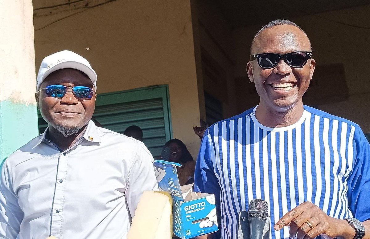VPENTchad's tweet photo. Le Premier ministre, Dr Succès MASRA, soutient l'éducation en consacrant 2h au Lycée Félix Eboué. L'éducation reste une priorité ! Contribuez aussi ! Rejoignez Volontaire pour l’Éducation Nationale (@VPENTchad) au #Tchad en quelques clics : https://t.co/IyizL3BrDs https://t.co/dQ1bBY01yg