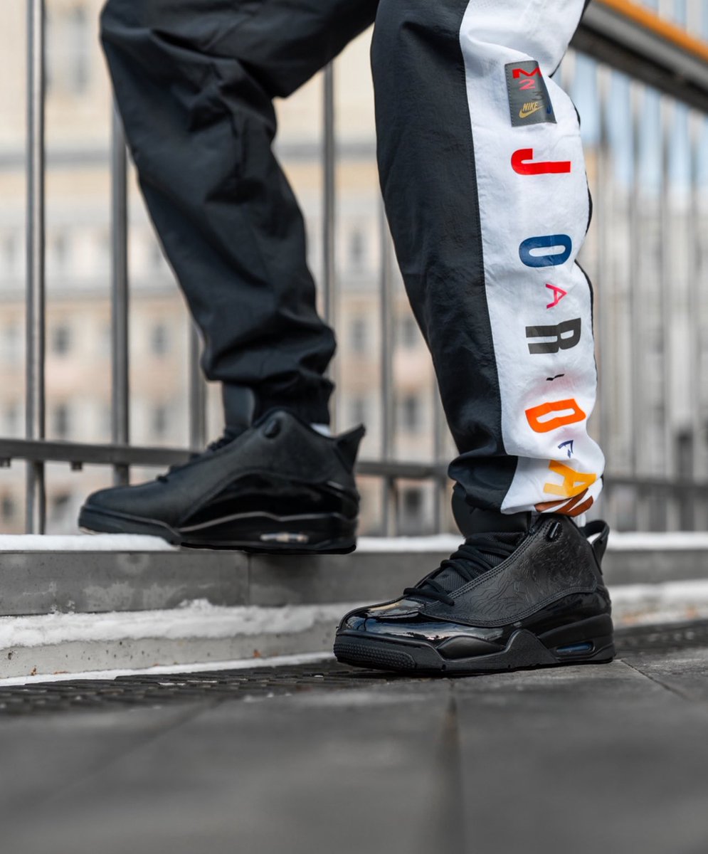 worldofkicksmw's tweet photo. Air Jordan “Dub Zero”
Price :MK84900(Boxed)
Order origin📍: SA🇿🇦
Delivery : Standard of 5 to 10 days
@worldofkicksmw 
.
.
.
#theworldofkicksmw #airjordan #airjordandubzero #dubzero #sneakerculture #sneakerhead #malawifashion #malawi https://t.co/UgqCd4N5JV