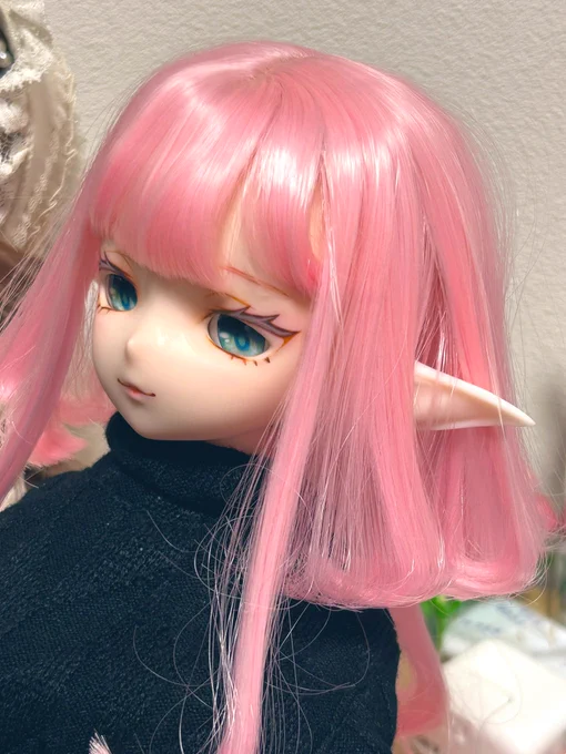 まだウィッグとアイ未完成だけど、ピンクの妖精さん