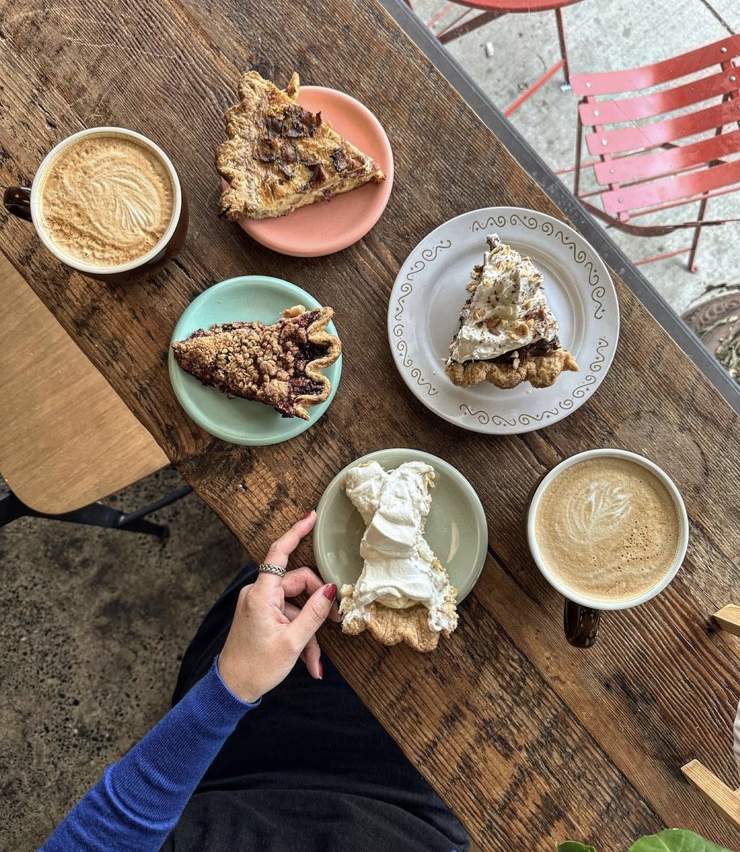 We're open this morning! Come snuggle up with some pie and hot cozy hot bevvies. 😘 We will likely close early today, but we'll keep y'all posted on our Instagram stories!

📷 @____akyan