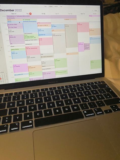 gigistudyy's tweet image. Guia de como criar constância nos estudos:
#studytwtbr #studyacc #studytwt