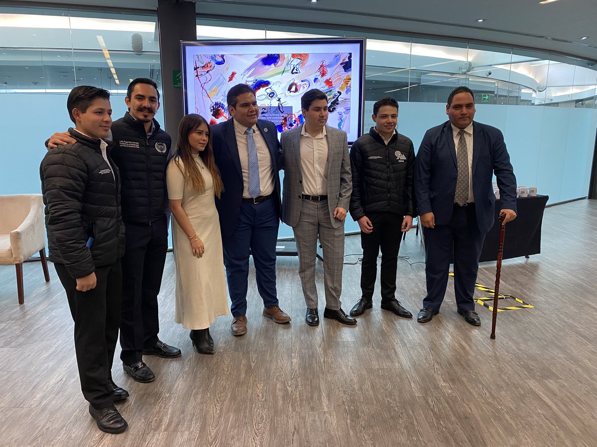 ValientaMx's tweet photo. #Antesala ✅El @senadomexicano sede para unir a los #jóvenes todos ellos interesados en el acontecer #político nacional. @METAJovenes …..Por iniciar #México en Ascenso: Diálogos Juveniles para el Cambio” https://t.co/A9YAxixeYp