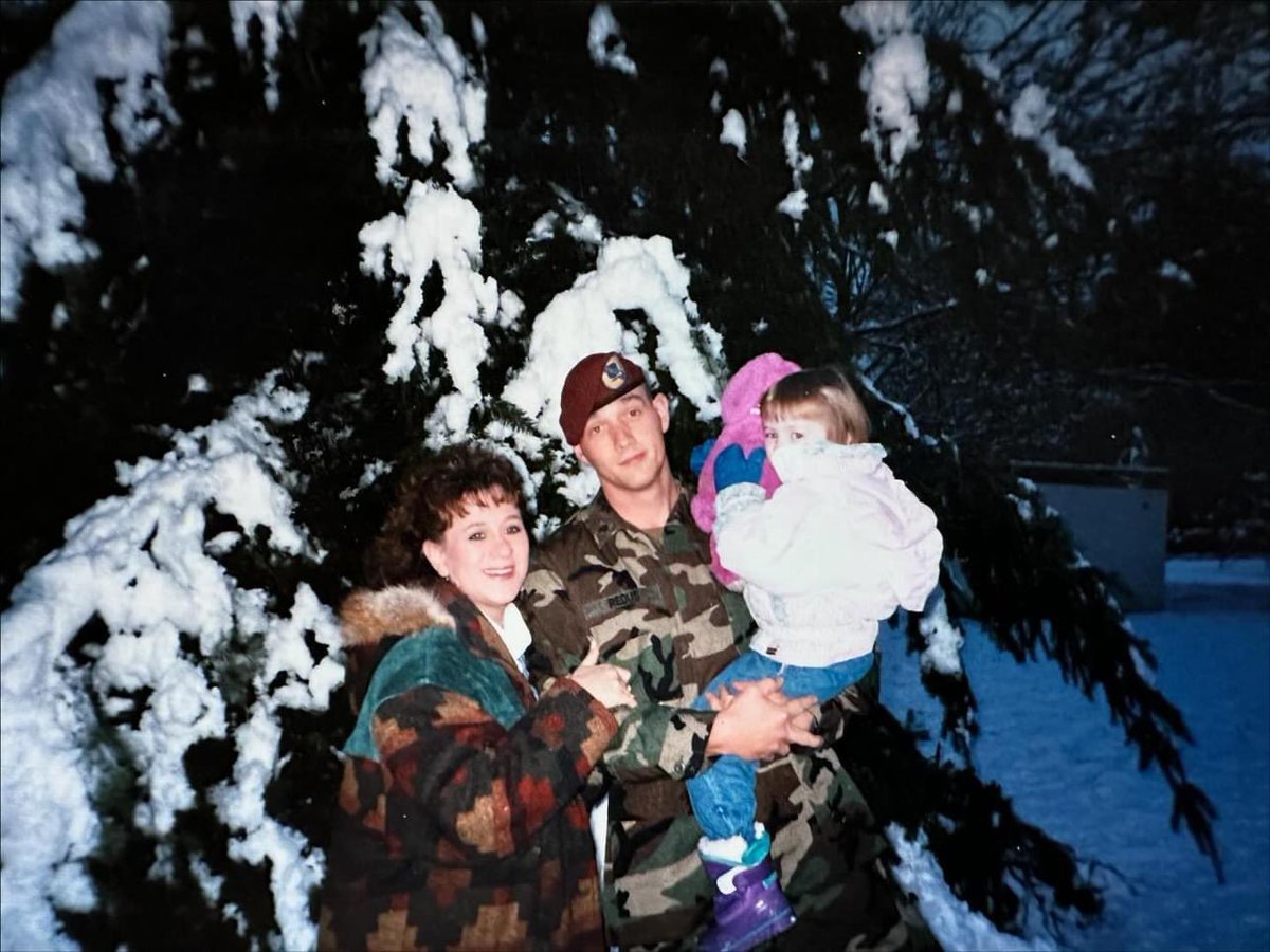 HeartOTXHeartMD's tweet photo. Adding some other pictures of my Brother, #RangerJim.
He gave his life to be a #SheepDog and protect his family and all the rest of us! https://t.co/3BbsZaSED0