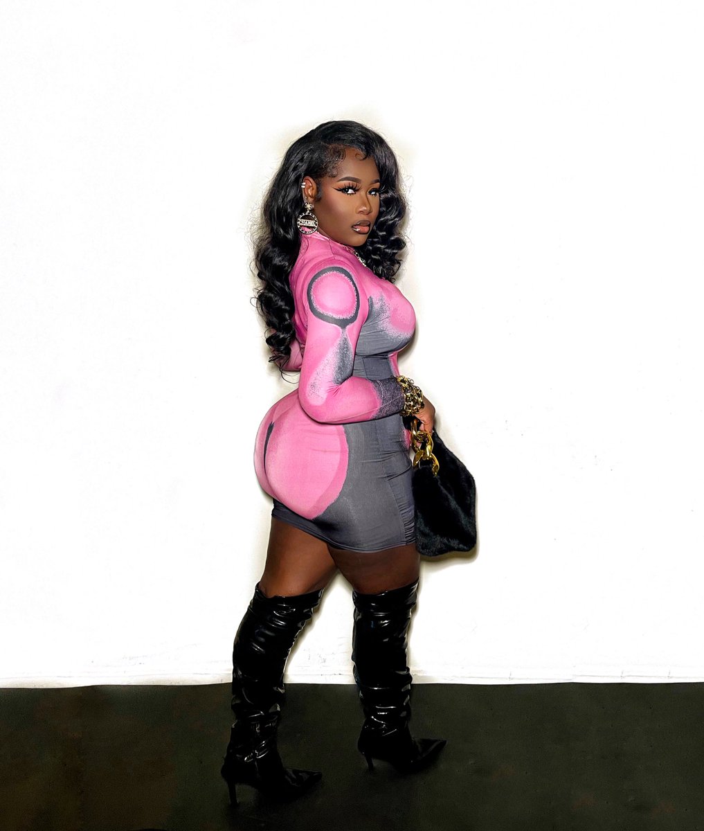 Visionary 🎀 ♓︎ tweet media