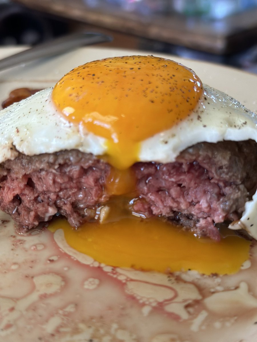 BamaBass's tweet photo. After my workout today I was craving a big ol’ juicy hamburger to break my fast with. 

Grabbed a pack of the @IndependenceArk Grass Fed beef and went to making some patties! Now I like my hamburgers thick, my kids not so much. 

Good thing they’re not home today! Sorry kids! 😜

Let me tell you something, this beef was soooo good y’all. Hit the spot and so juicy. Don’t take my word for it, let the pictures do the talking!