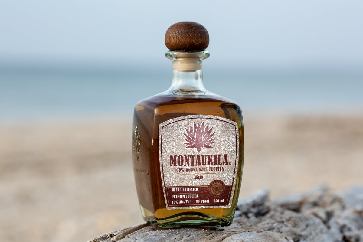 Meet our good friend Añejo 

Perfect for sipping by itself during the cold winter months and mixes great for Cocktails!!