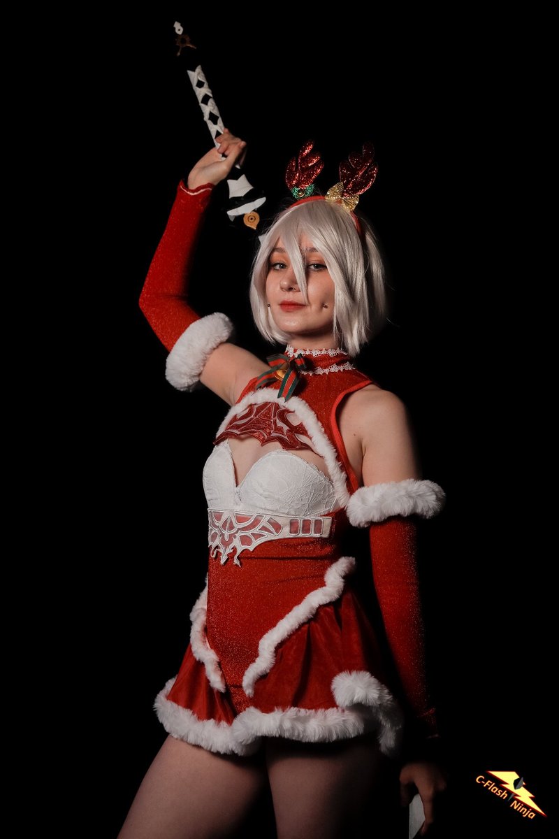 Let's continue a little Christmas 🥰
ComicCon [04/11/2023]
📸 @cflashninja
#nierautomata #nierautomatacosplay 
#christmascosplay #2bcosplay #2bchristmas
#2bchristmascosplay #2bbride #2bbridecosplay